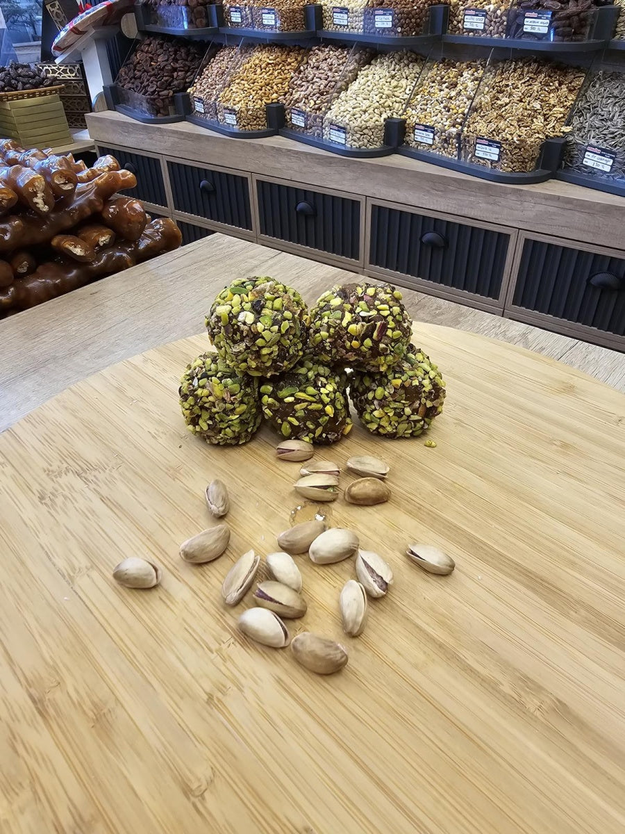 Bol Fıstıklı Kayısı Atomu