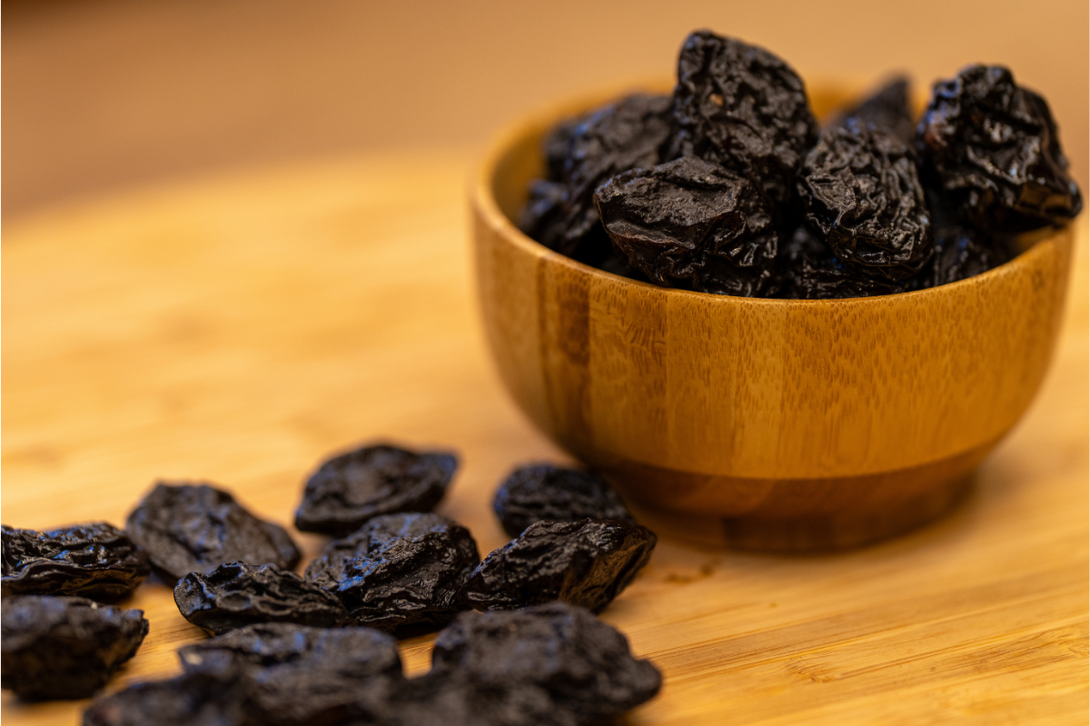 Çekirdekli Siyah Erik